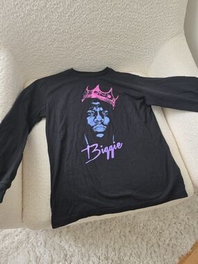 GAP Iconic Biggie Notorius BIG Black Long Tee with Pink Crown Small Teen 14-16